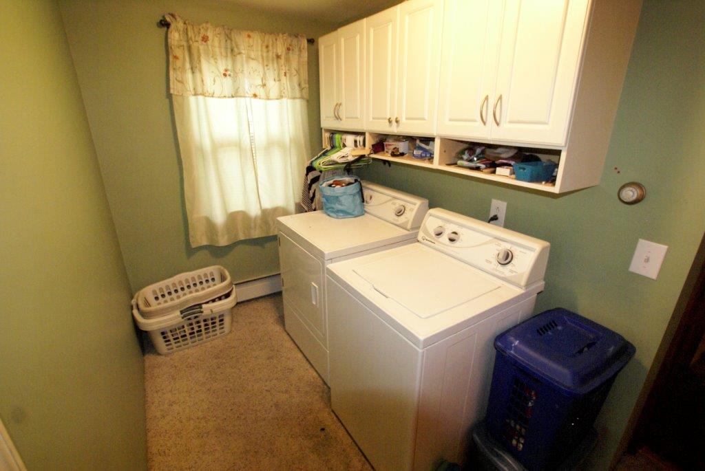 Laundry Room Whitehall DC Realty